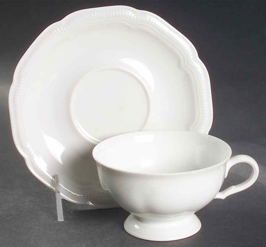 Weimar White Footed Cup & Saucer Set by Hutschenreuther-1
