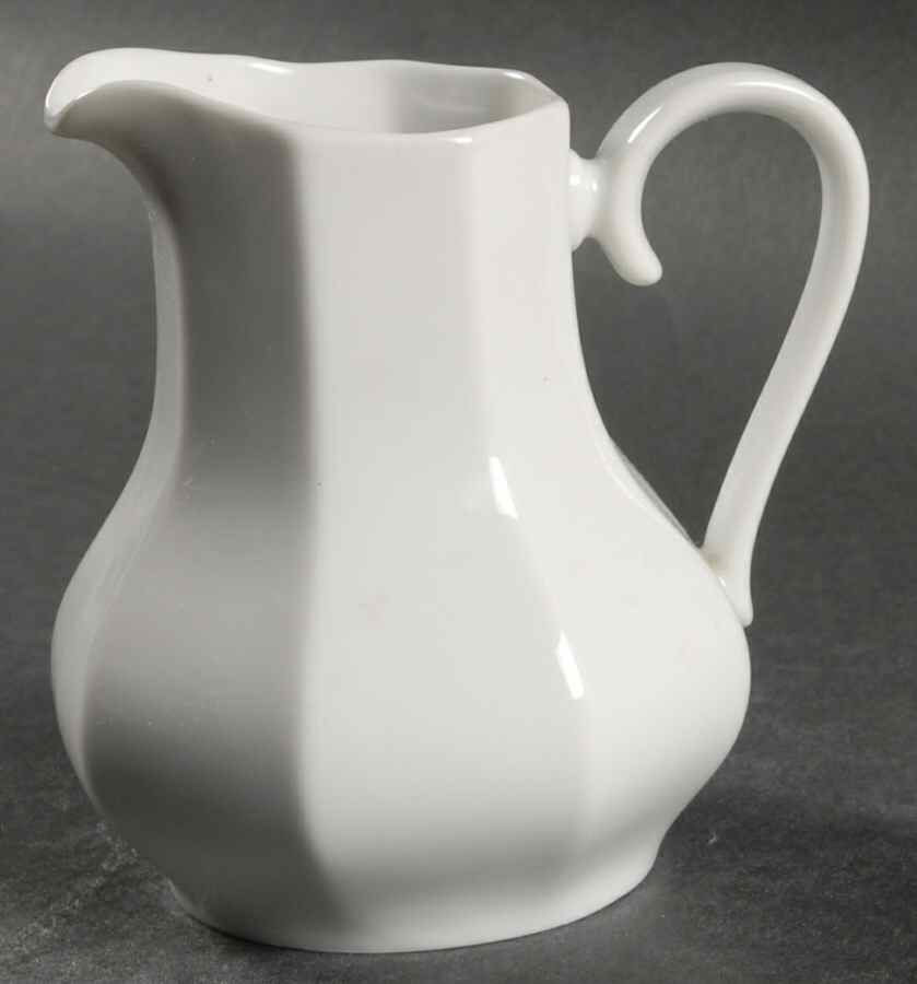 White Diamant Creamer by Hutschenreuther-1