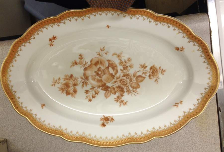 Wurzburg 12" Oval Serving Platter by Hutschenreuther-1