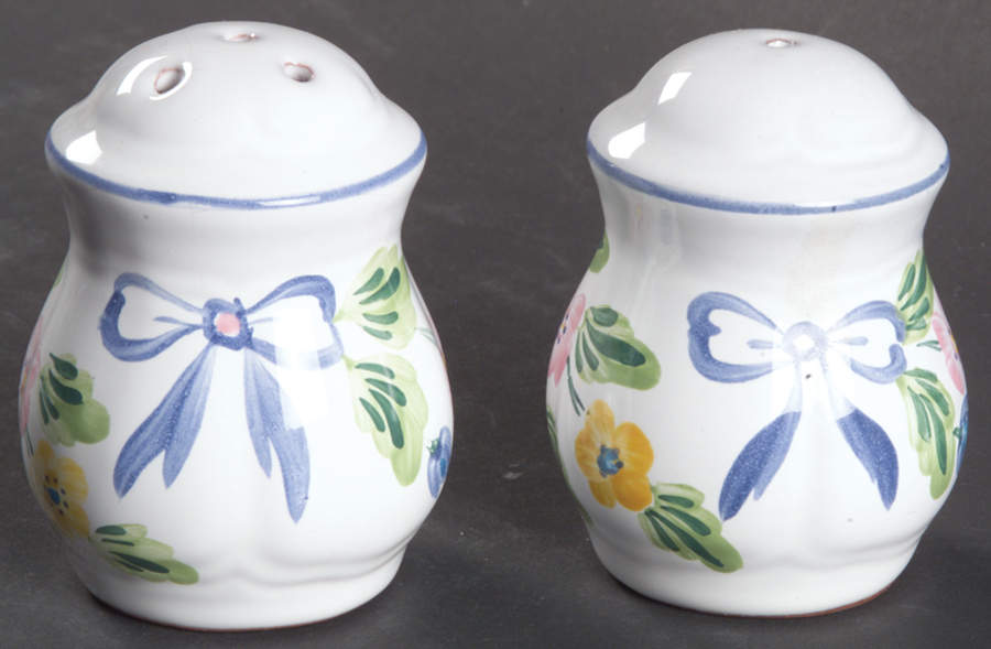 Bow Salt & Pepper Set by Herend Village-1
