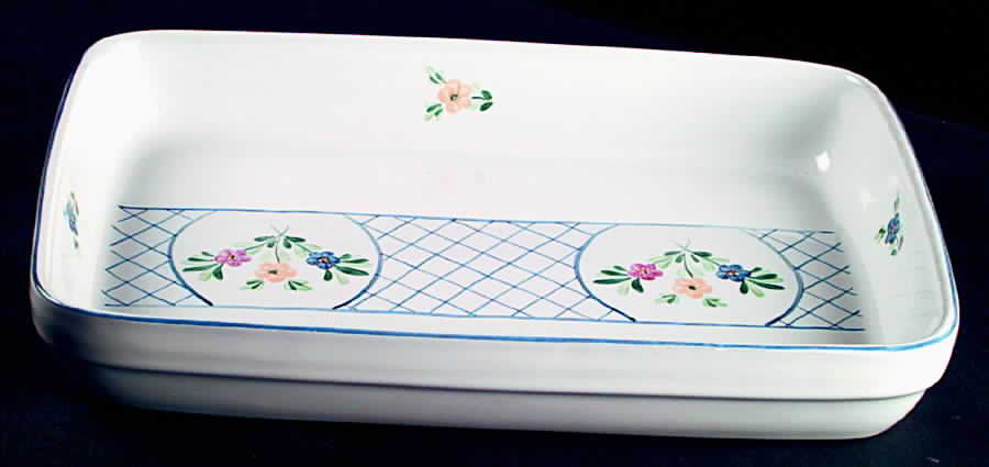 Lattice Hill 13"  Rectangular Baker by Herend Village-1