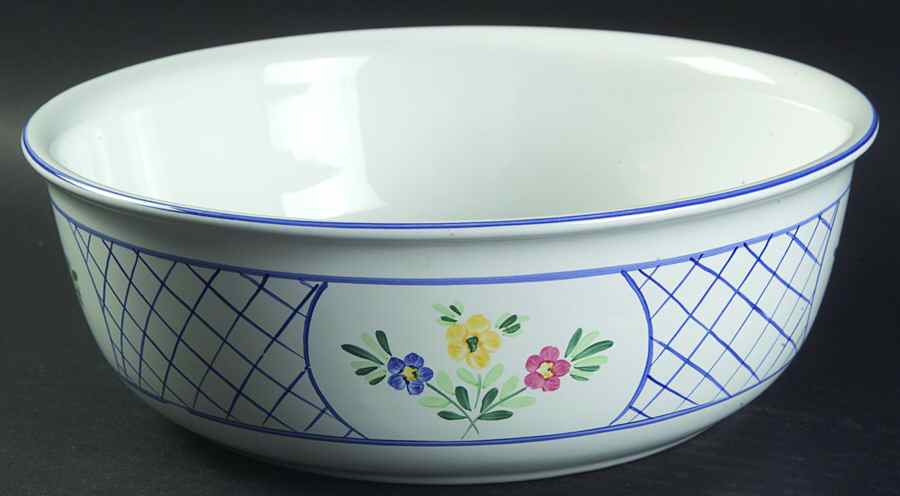 Lattice Hill 9" Round Vegetable Bowl by Herend Village-1
