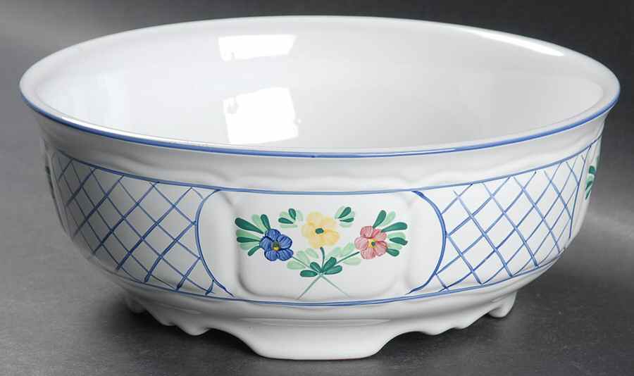 Lattice Hill 8" Round Vegetable Bowl by Herend Village-1