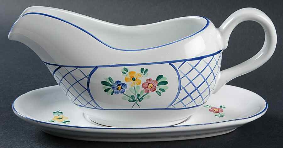 Lattice Hill Gravy Boat & Underplate by Herend Village-1