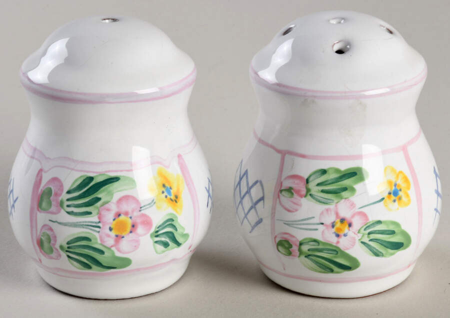 Trellis Salt & Pepper Set by Herend Village-1