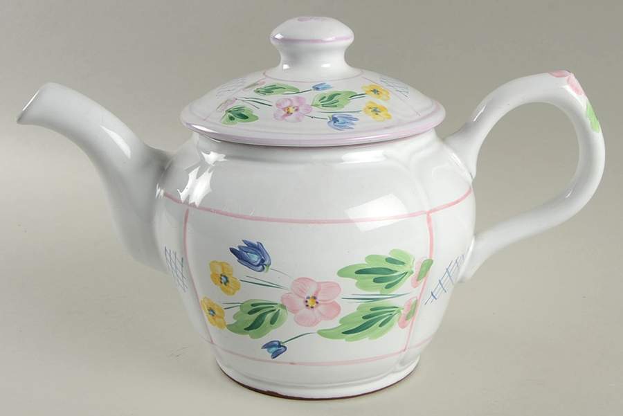 Trellis Teapot & Lid by Herend Village-1