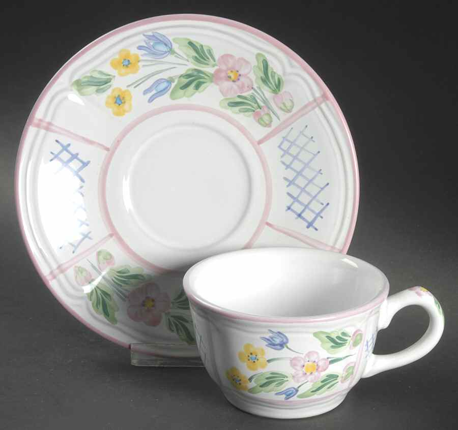 Trellis Flat Cup & Saucer Set by Herend Village-1