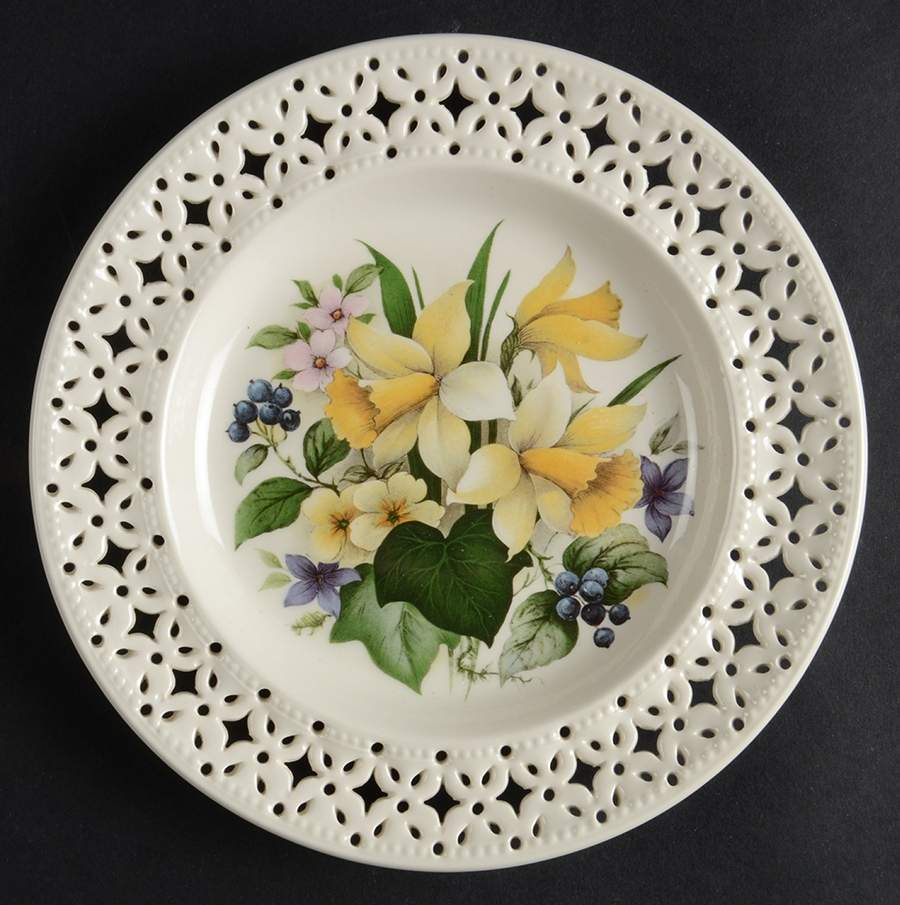 Creamware Pierced Bread & Butter Plate by Hartley Greens-1
