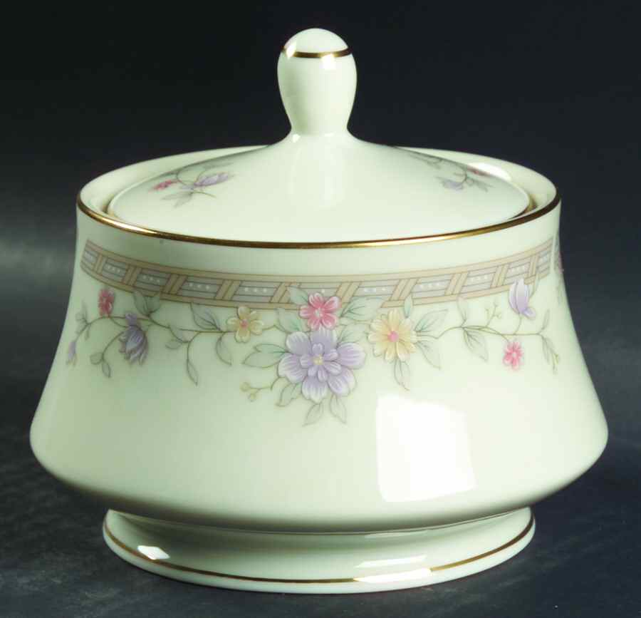 Bay Ridge Sugar Bowl & Lid by Home Beautiful-1