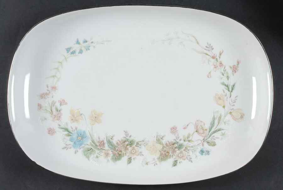 Berkshire 15" Oval Serving Platter by Home Beautiful-1