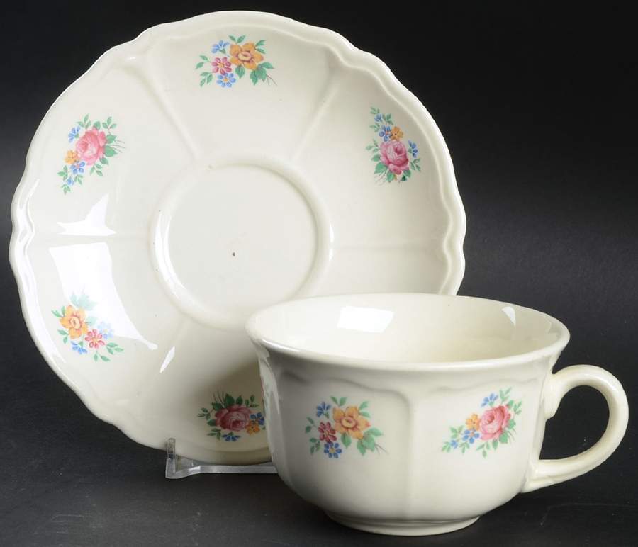 HLC4000 Flat Cup & Saucer Set by Homer Laughlin -1