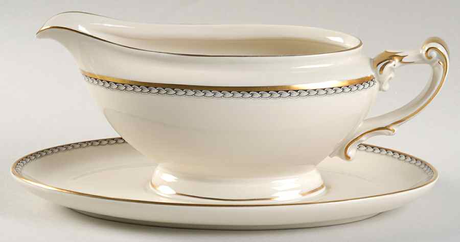 14735 Gravy Boat with Attached Underplate by Heinrich - H&C-1