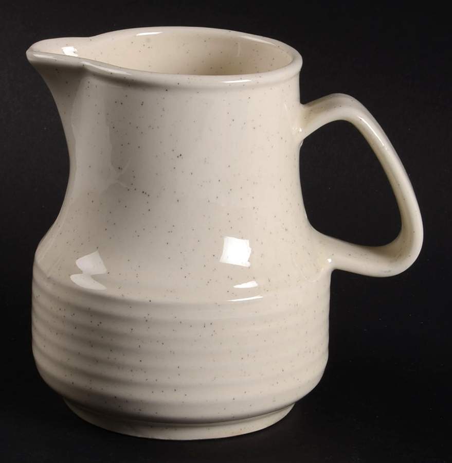 Hearthside Creamer by Homer Laughlin -1