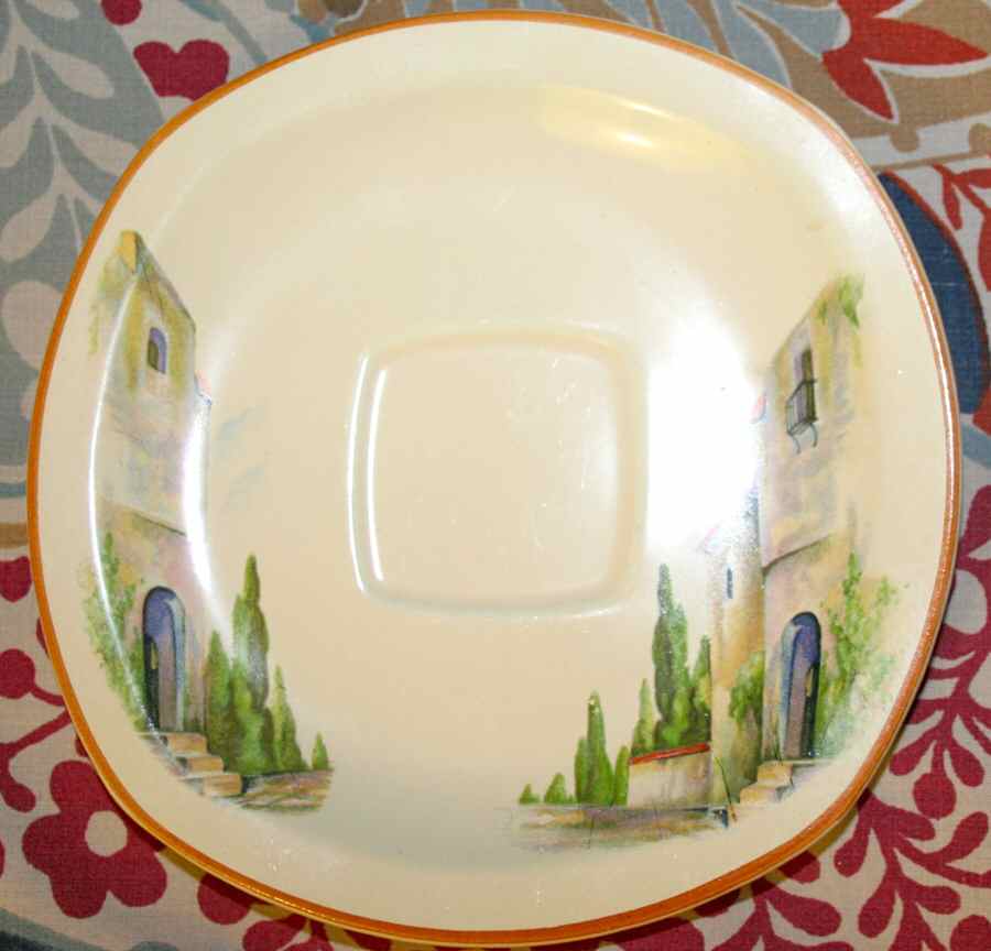 J213 Saucer by Homer Laughlin -1