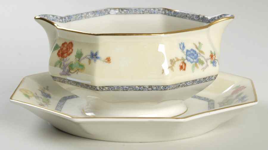 Schleiger 1227-1 Gravy Boat with Attached Underplate by Haviland-1