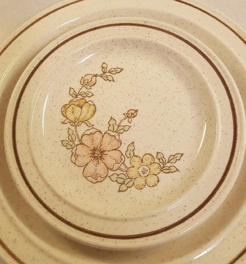 HLC740 Salad Plate by Homer Laughlin -1