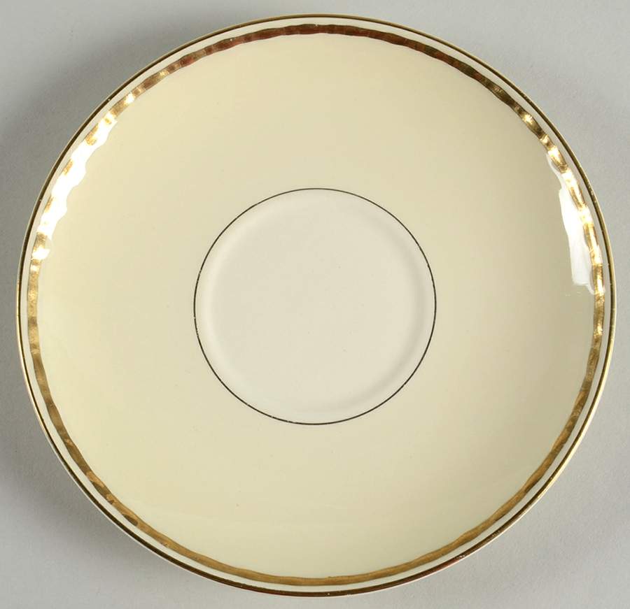 G3486 Saucer by Homer Laughlin -1