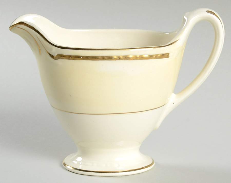 G3486 Creamer by Homer Laughlin -1