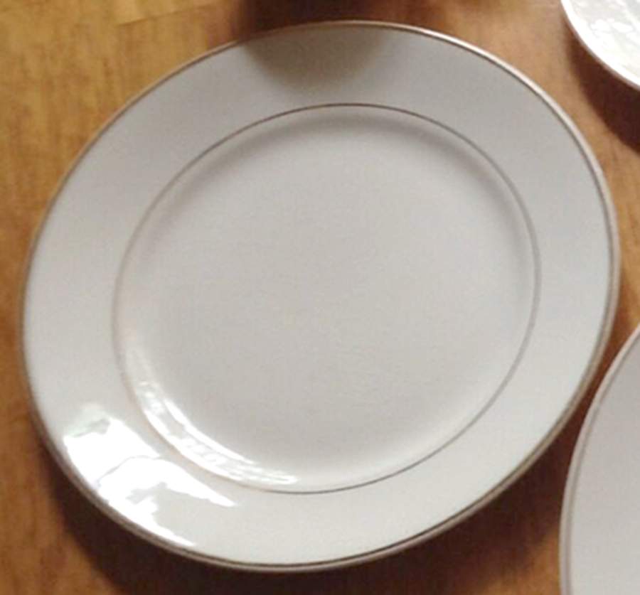 K6906 Salad Plate by Homer Laughlin -1