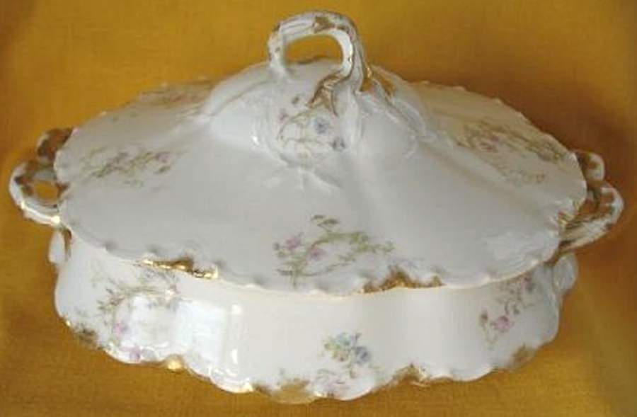 Schleiger 71-7 Oval Covered Vegetable by Haviland-1