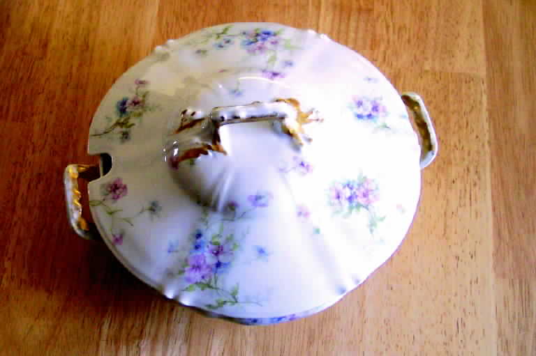 Schleiger 156 Tureen &  Lid by Haviland-1