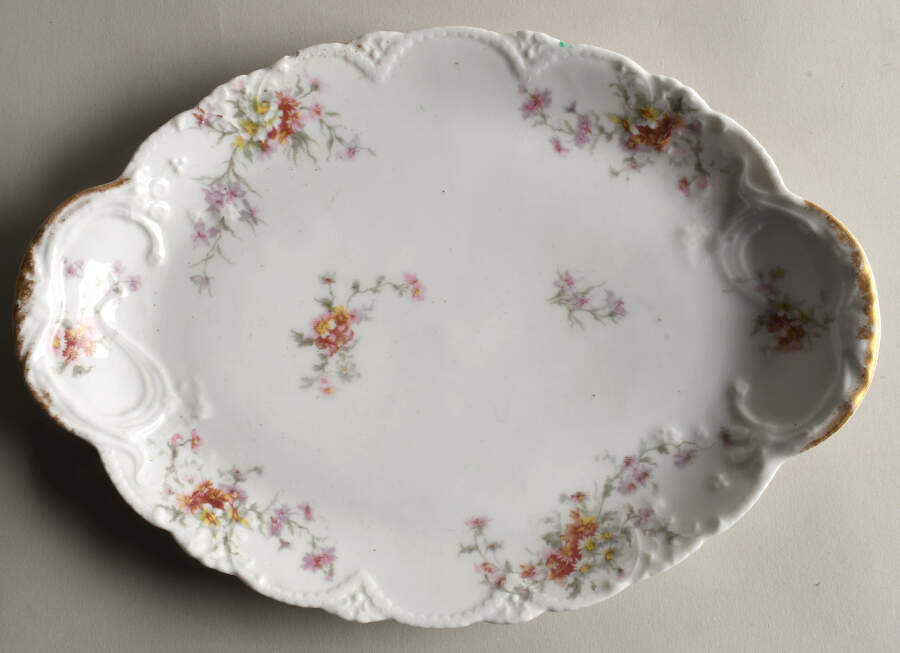 H608 11" Oval Serving Platter by Haviland-1