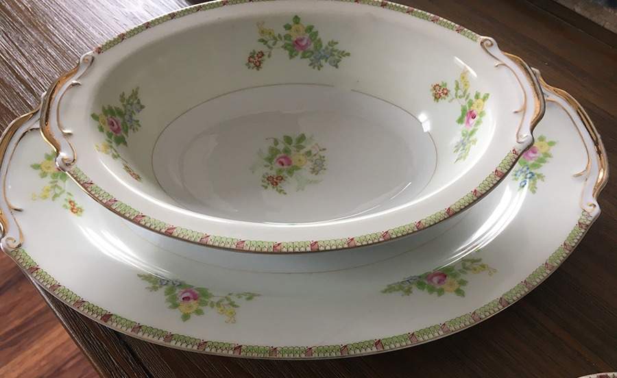 HIR18 Gravy Boat with Attached Underplate by Hira China-1