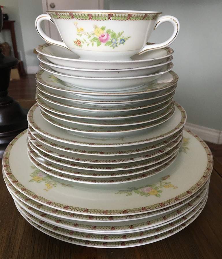 HIR18 Footed Cream Soup Bowl & Saucer Set by Hira China-1