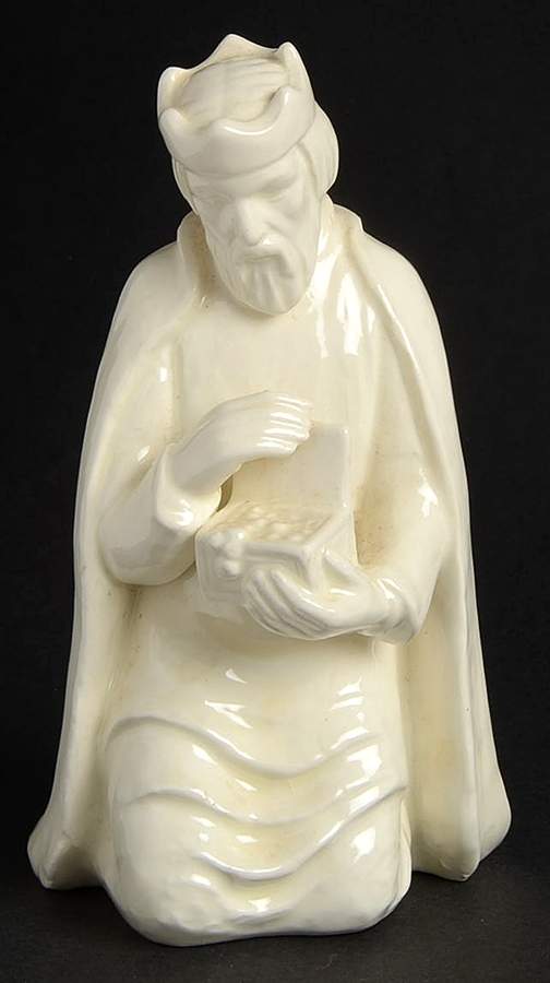 Nativity All White Figures Tm3-King Kneeling With Gold Box - No Box by M.I. Hummel-1