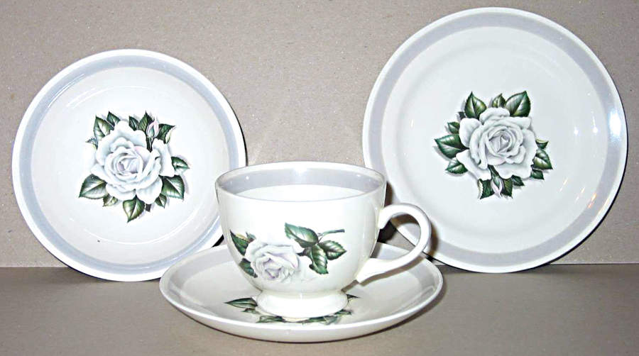 HLC759 Footed Cup & Saucer Set by Homer Laughlin -1