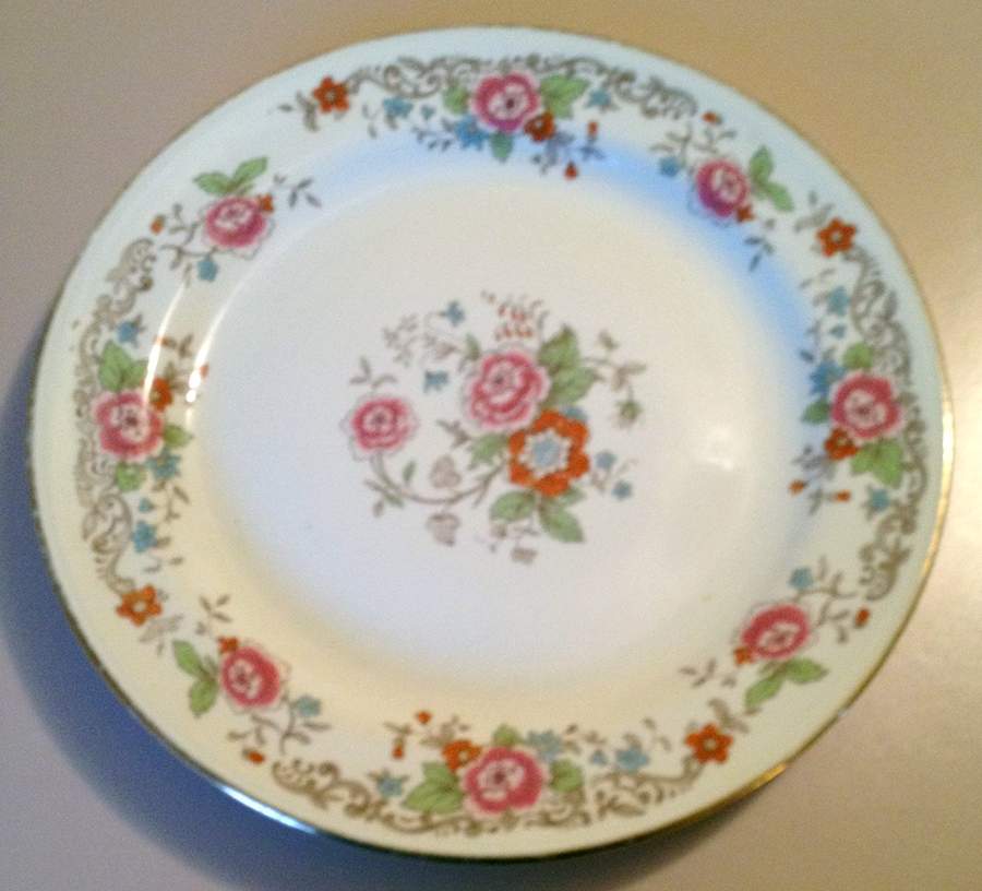 N1807 Dinner Plate by Homer Laughlin -1