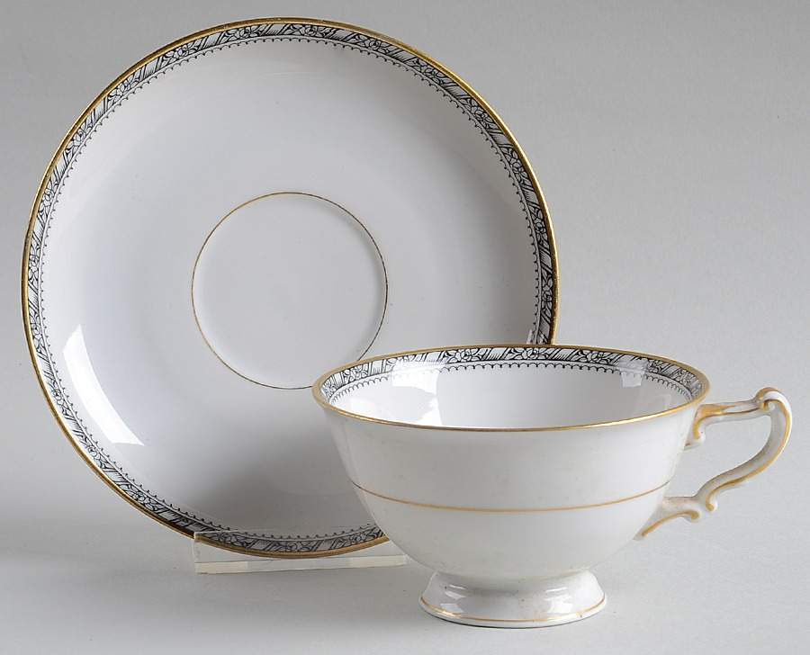 HC508 Footed Cup & Saucer Set by Heinrich - H&C-1