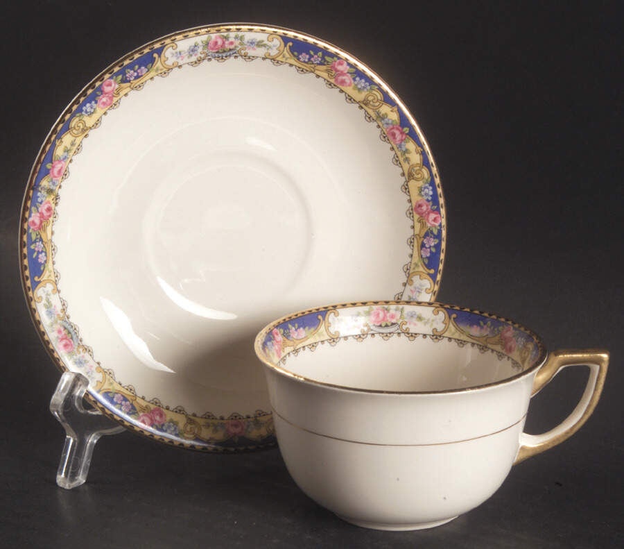 HLC779 Flat Cup & Saucer Set by Homer Laughlin -1