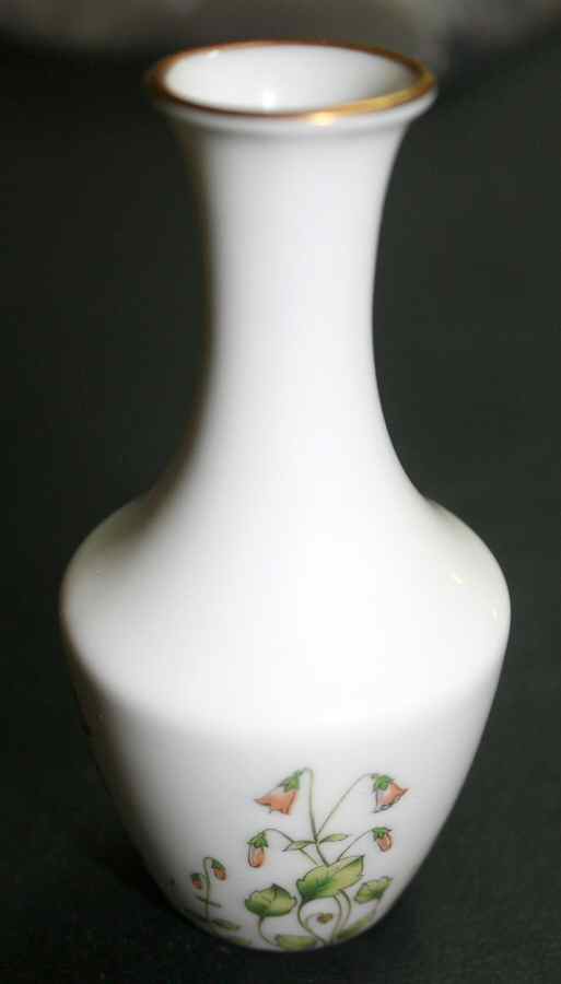 Linnaea Borealis (Smooth) 4" Bud Vase by Hackefors-1