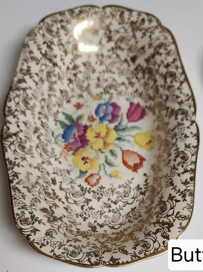 Old English Sampler Relish by Hollinshead & Kirkham-1