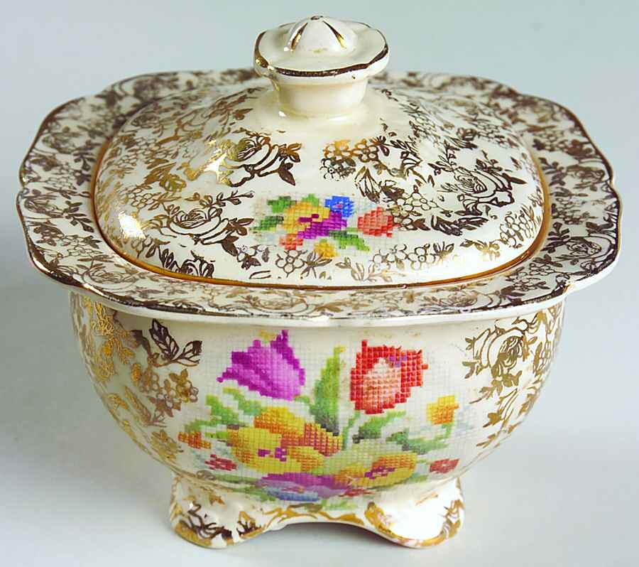Old English Sampler Sugar Bowl & Lid by Hollinshead & Kirkham-1