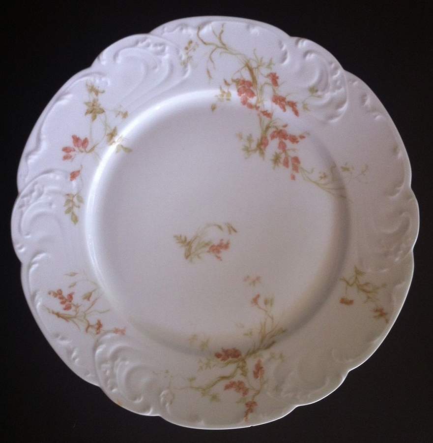 Schleiger 245-4 Dinner Plate by Haviland-1