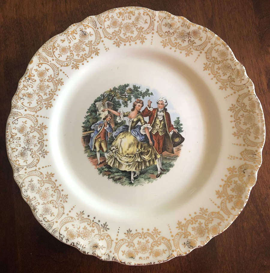 HLC785 Dinner Plate by Homer Laughlin -1