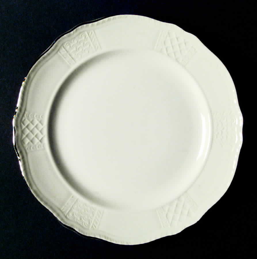 HLC786 Dinner Plate by Homer Laughlin -1