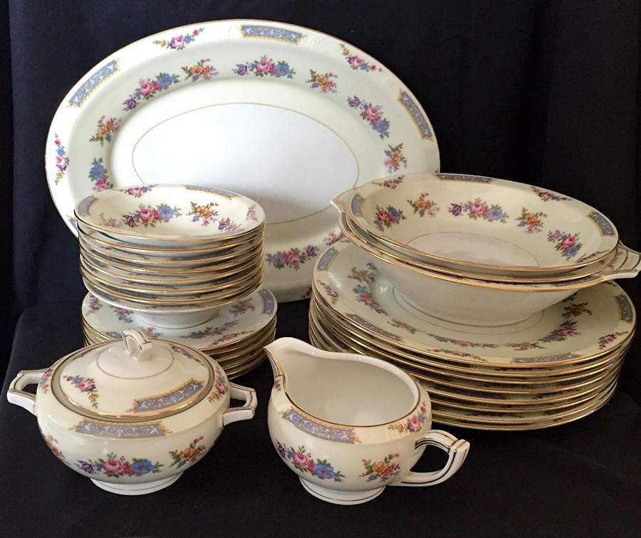 HCZ23 Sugar Bowl & Lid by Haas-Czjzek Coronado-1