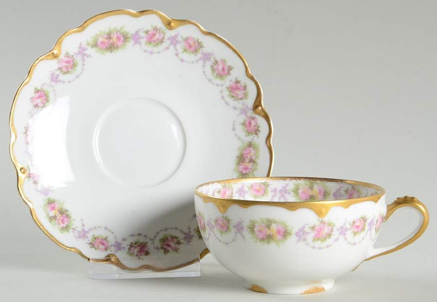 Schleiger 1256 Flat Cup & Saucer Set by Haviland-1