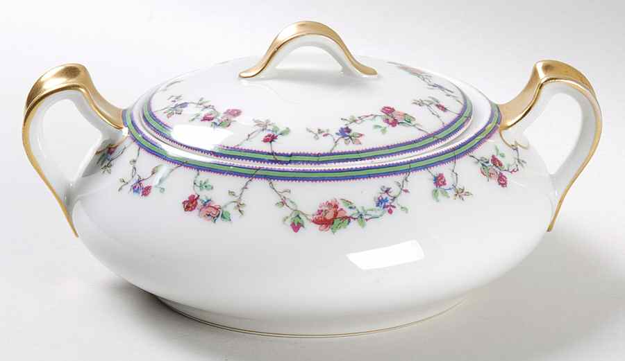 Schleiger 539b Sugar Bowl & Lid by Haviland-1