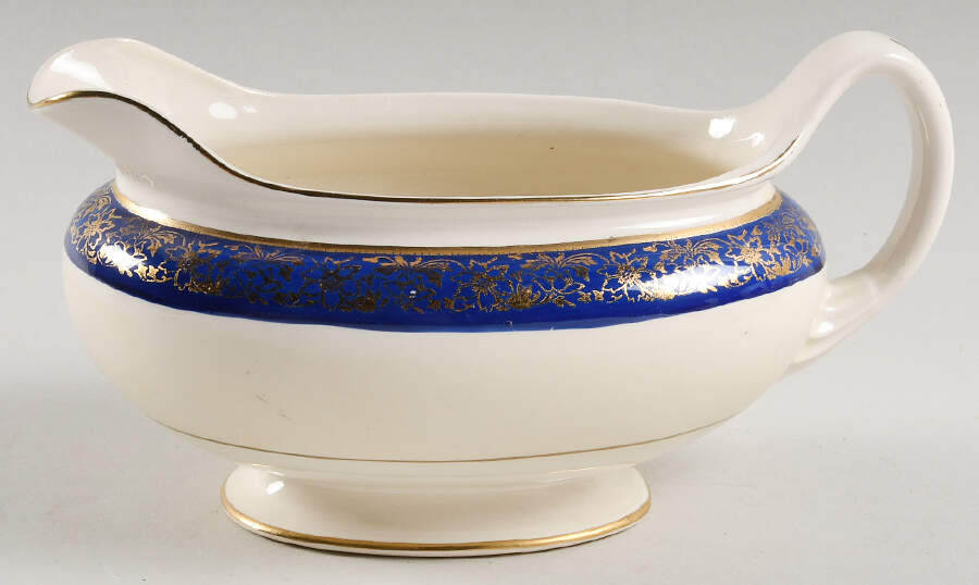 N1649 Gravy Boat by Homer Laughlin -1