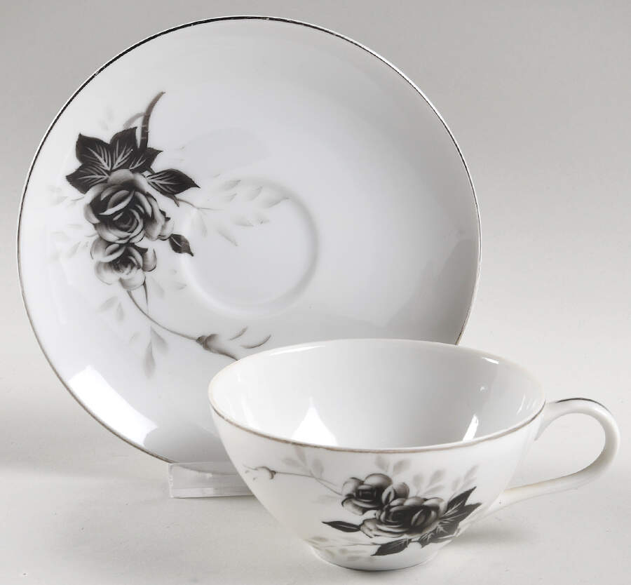 HYA1 Flat Cup & Saucer Set by Hayasi-1