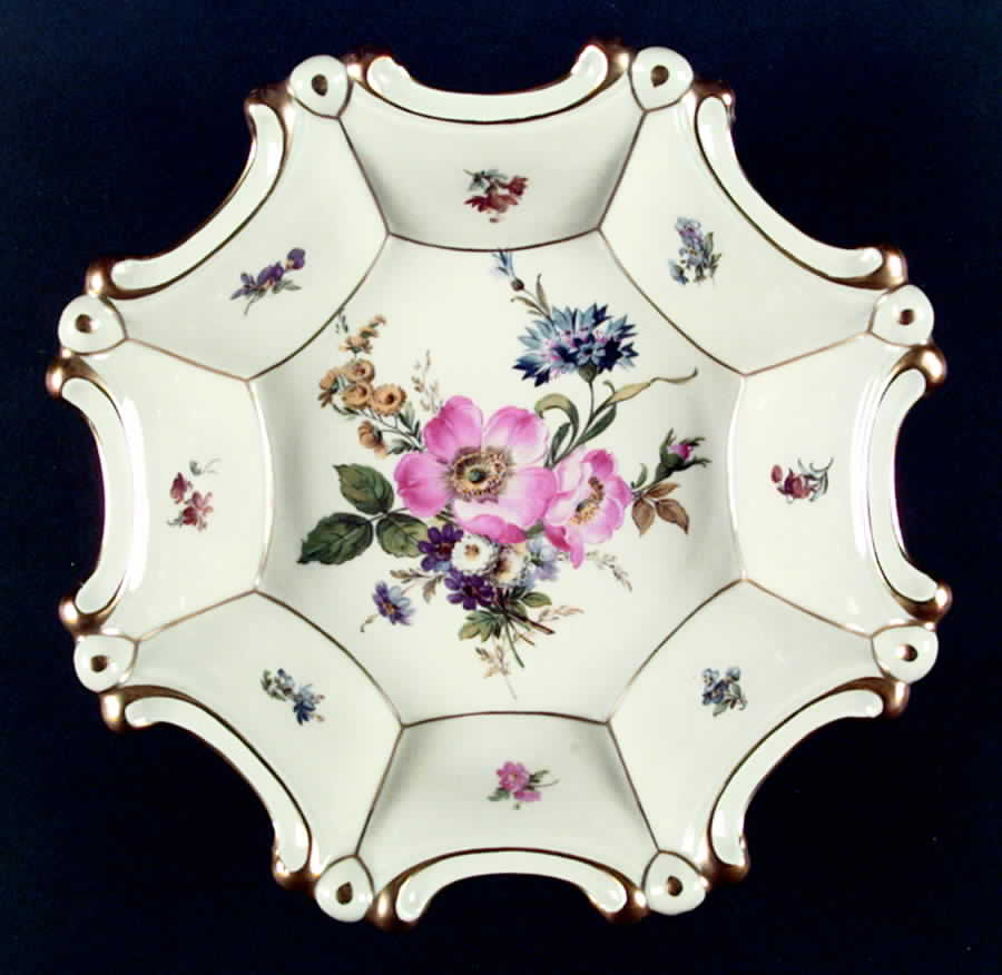 HEP7 9" Round Vegetable Bowl by Graf Von Henneberg-1