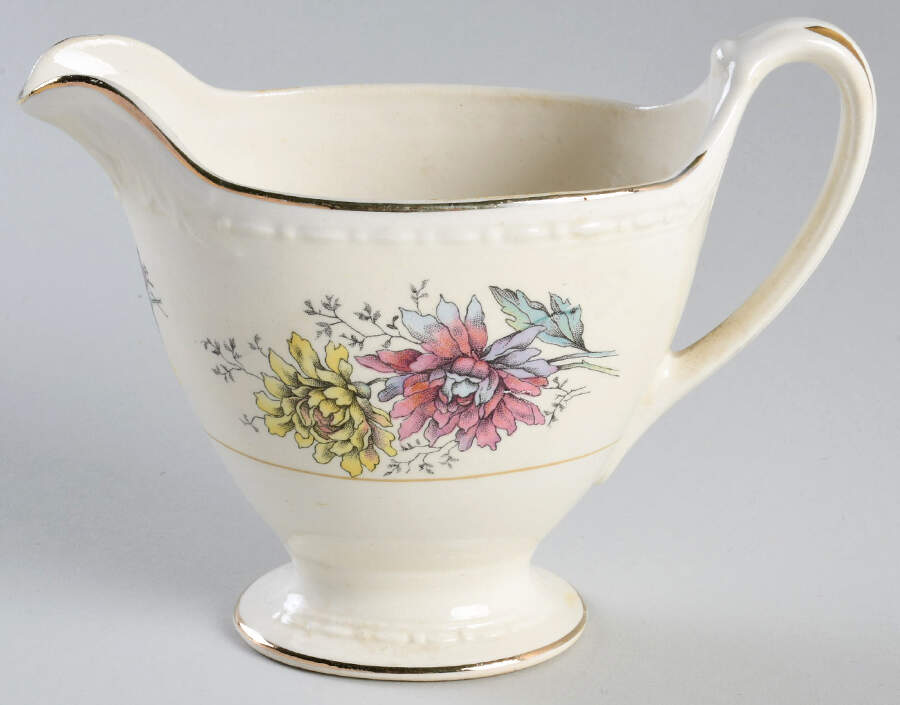G3443 Creamer by Homer Laughlin -1