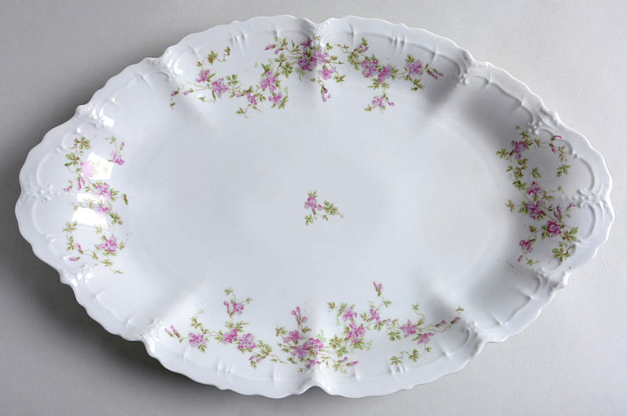 9222 16" Oval Serving Platter by Altrohlau-1