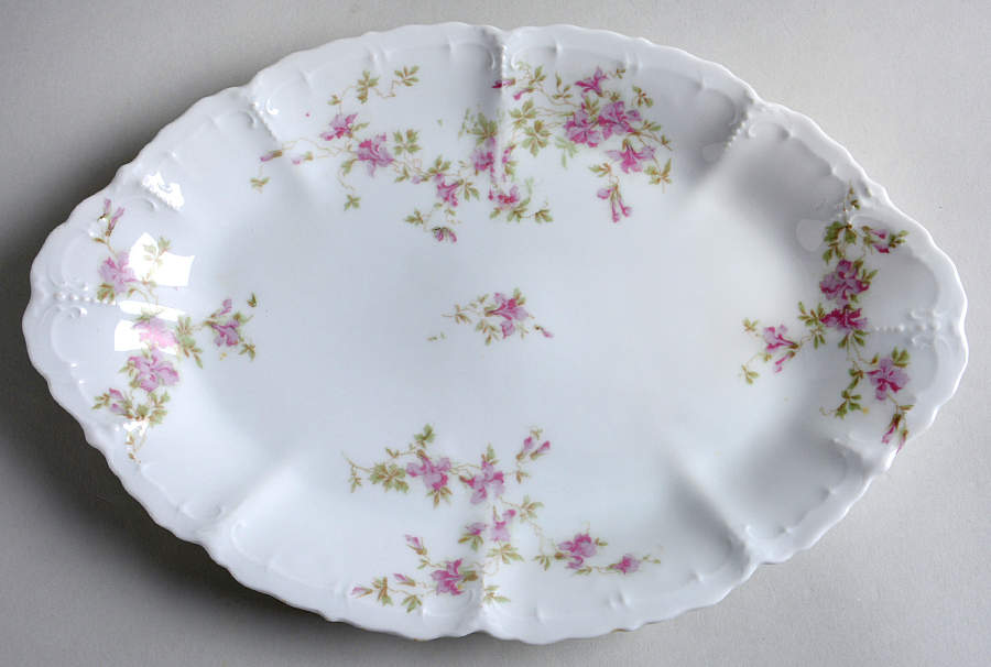 9222 11" Oval Serving Platter by Altrohlau-1