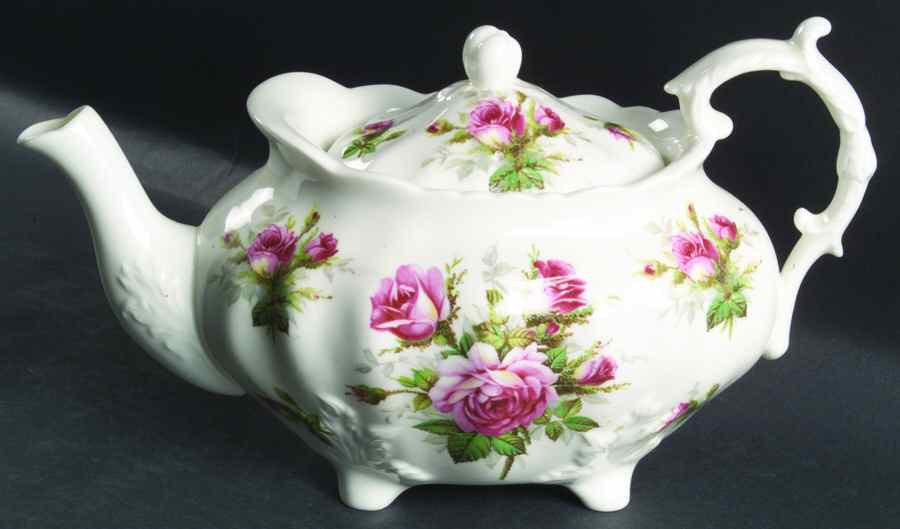 Grandmother's Rose Teapot & Lid by Hammersley-1