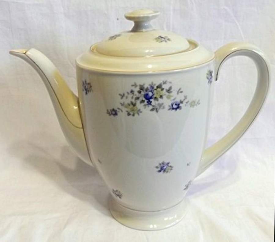HUT606 Coffee Pot & Lid by Hutschenreuther-1